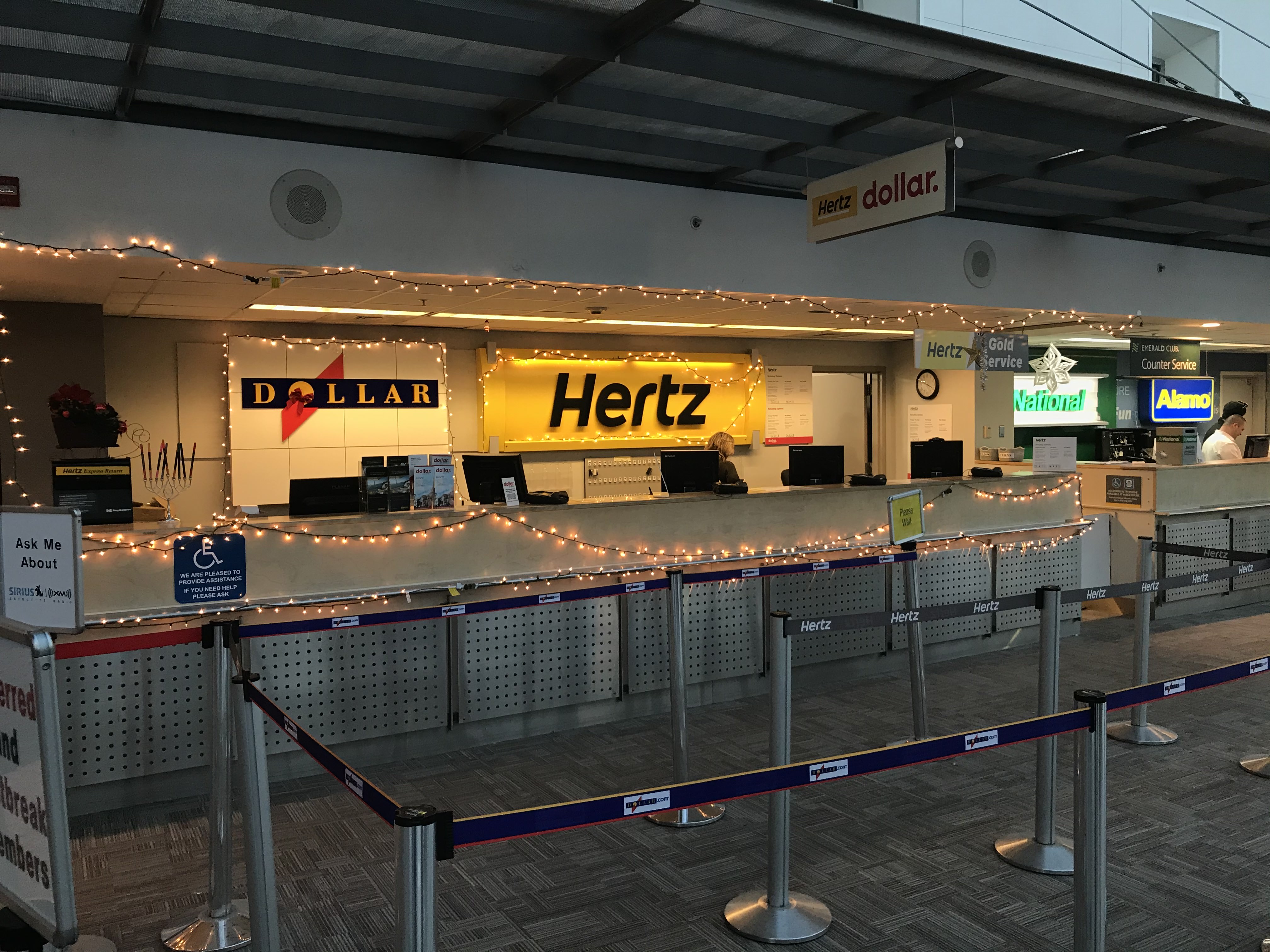 Hertz UK airport car hire counter